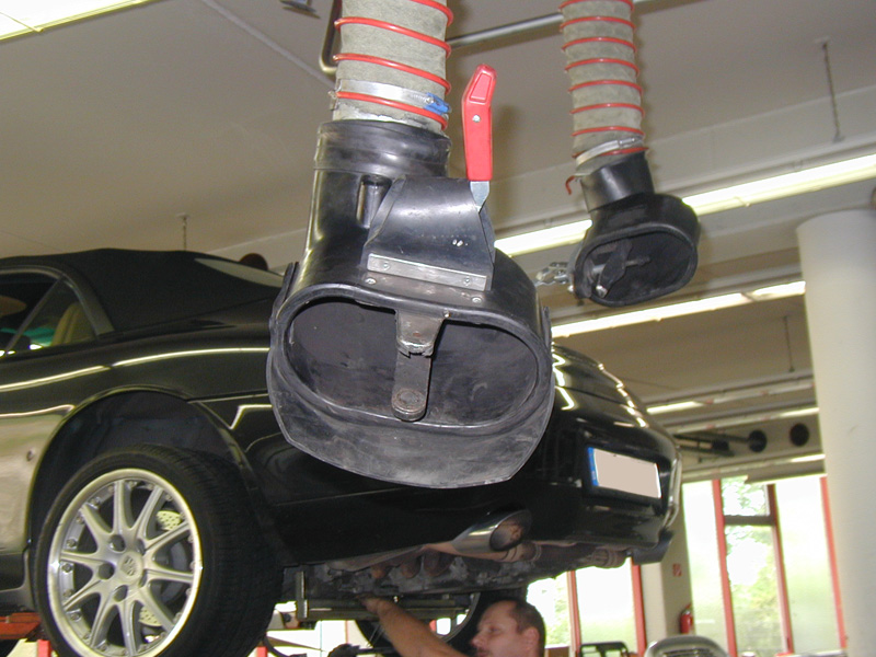 Instalace odsávání Porsche